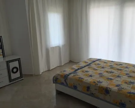 Alona