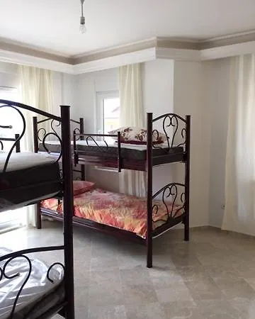 Alona Alanya